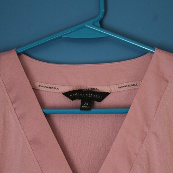 Banana Republic Pink V-Neck Dress Shirt with 3/4 Length Sleeves Medium - Picture 3 of 12